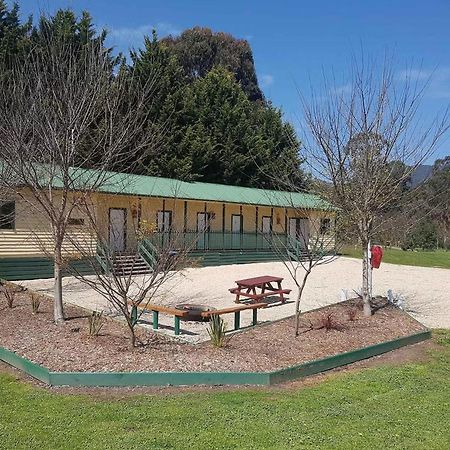 Big4 Breeze Holiday Parks - Eildon Kültér fotó