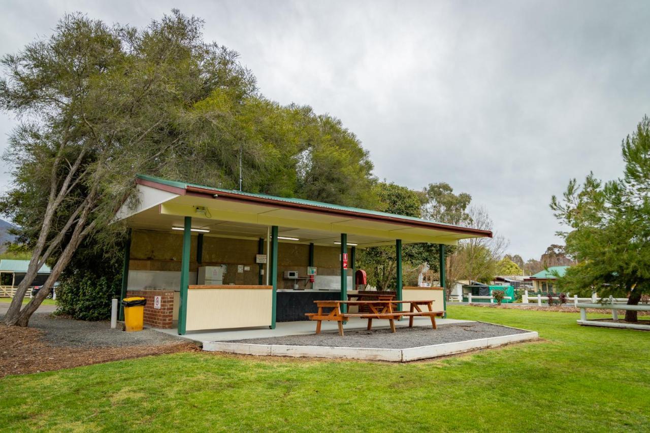 Big4 Breeze Holiday Parks - Eildon Kültér fotó